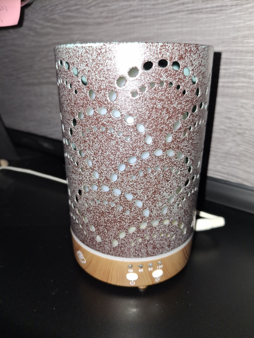 Metal Cutout Aroma Diffuser in Brown and Teal - Unbranded - Picture 2 of 4